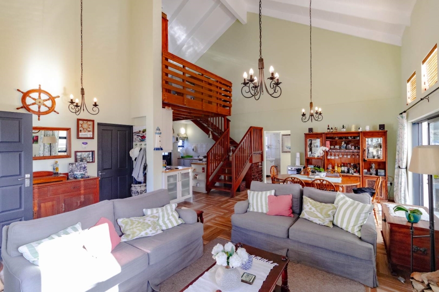 3 Bedroom Property for Sale in Sandbaai Western Cape